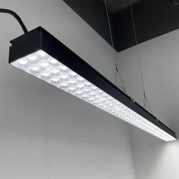 2FT/4FT Eye Protection LED Linear Light high quality