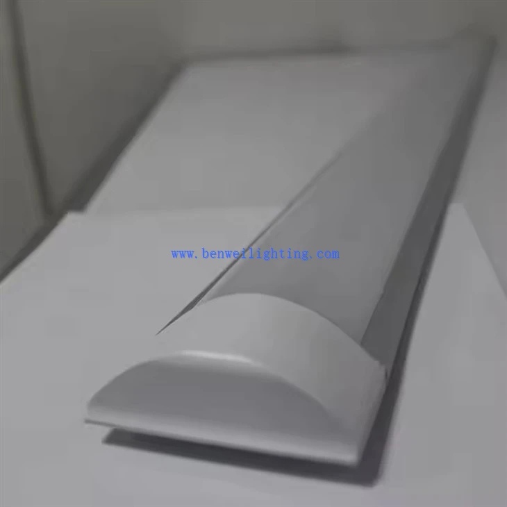 Led Batten Light 110-277V 15W 5900K